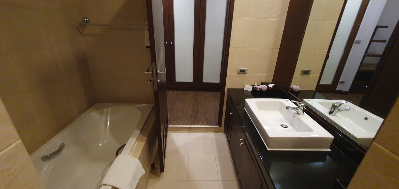 Zimmer Grand Mercure Bangkok Asoke Residence