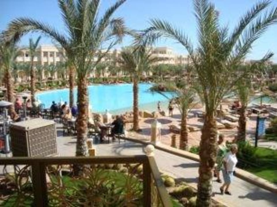 Blick Gartenanlage Pool Pickalbatros Palace Resort
