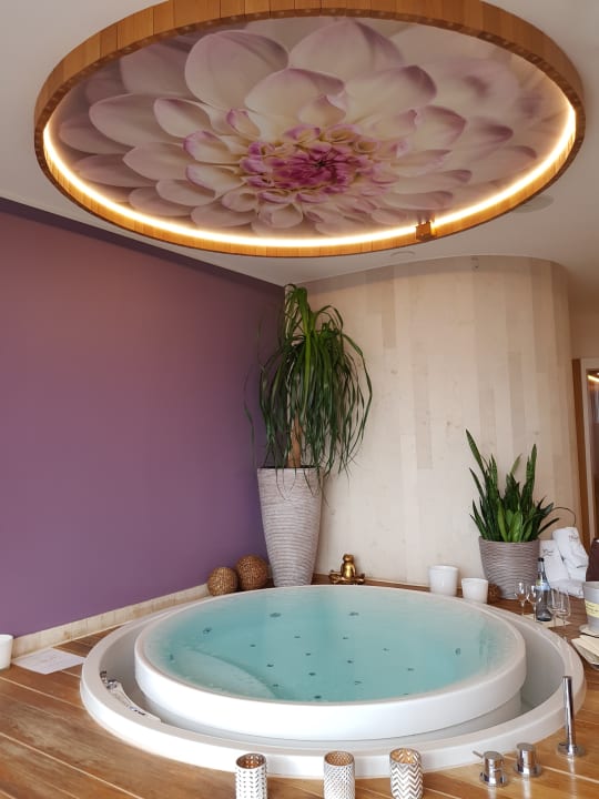 Private Spa Suite Mawell Resort