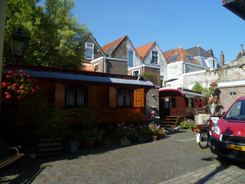 Zirkuswagen zu vermieten! Hotel de Emauspoort