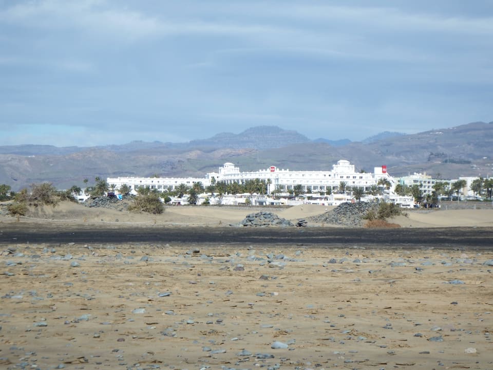 Vom Strand aus aufgenommen Hotel Riu Palace Maspalomas Adults Only
