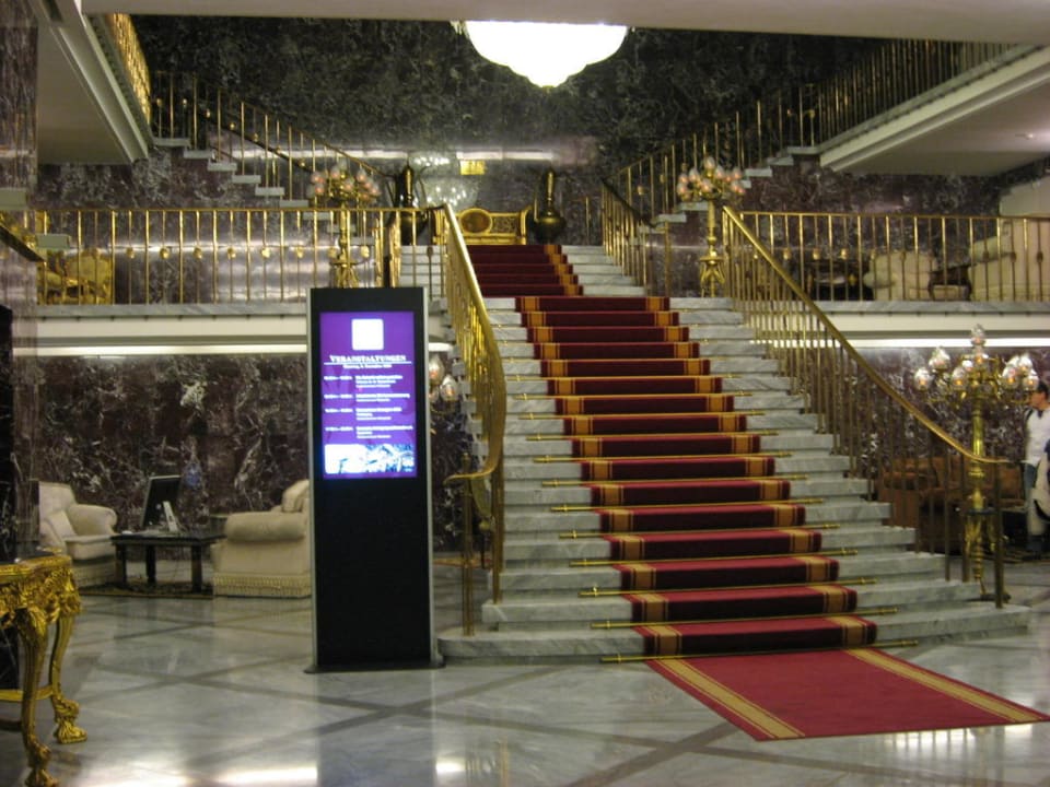 Lobby Hotel Unique Dortmund Hauptbahnhof