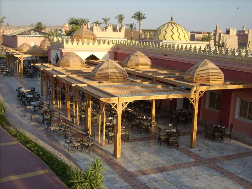 Widok z okna Pickalbatros Alf Leila Wa Leila Resort - Neverland Hurghada