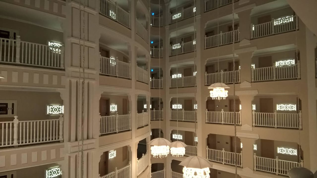 Лобби Quattro Beach Spa & Resort