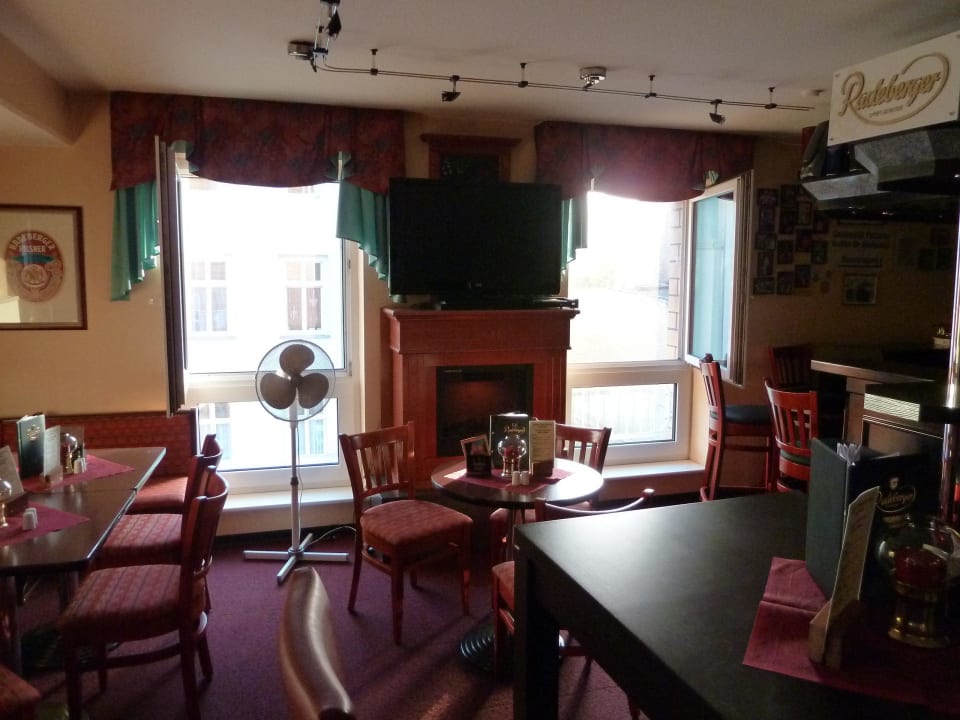 In der Bar und Bistro Hotel Märkischer Hof