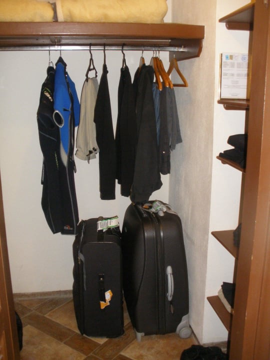 Großer begehbarer Kleiderschrank  Pickalbatros Citadel Resort