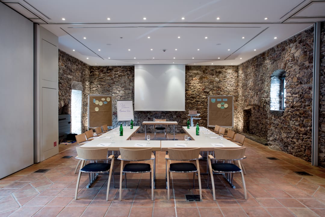 Sonstiges Breuers Rüdesheimer Schloss