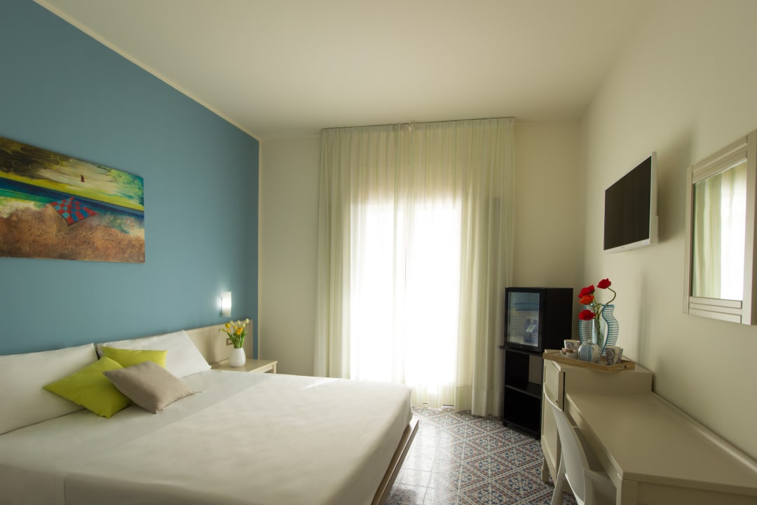 Zimmer Saracen Sands Hotel & Congress Centre