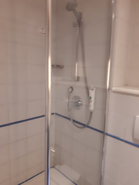 Zimmer Ibis Styles Napoli Garibaldi