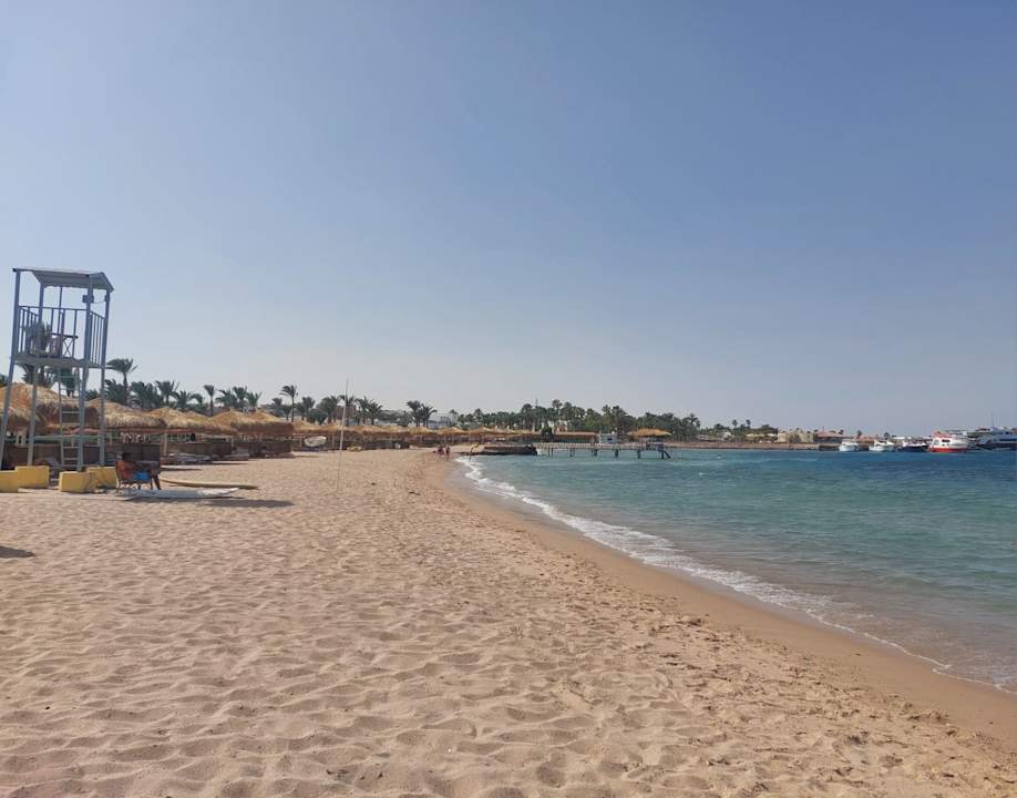 Strand Menaville Safaga