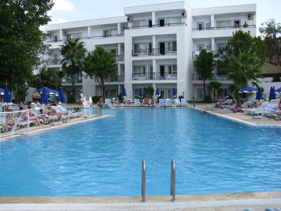 Numa club side. Larissa Beach Турция.