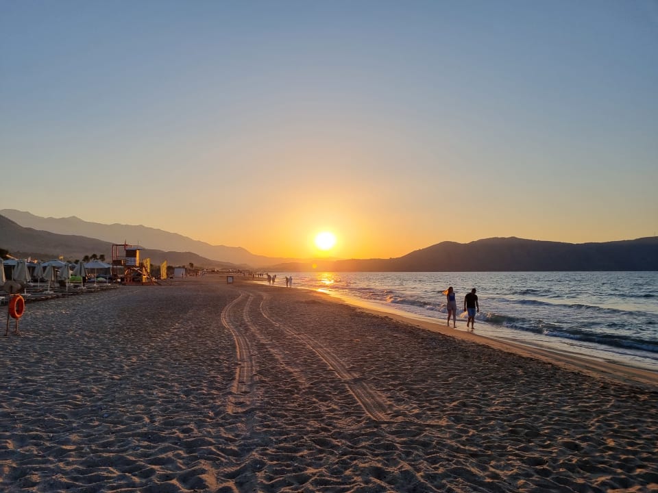 Strand Vantaris Luxury Beach Resort