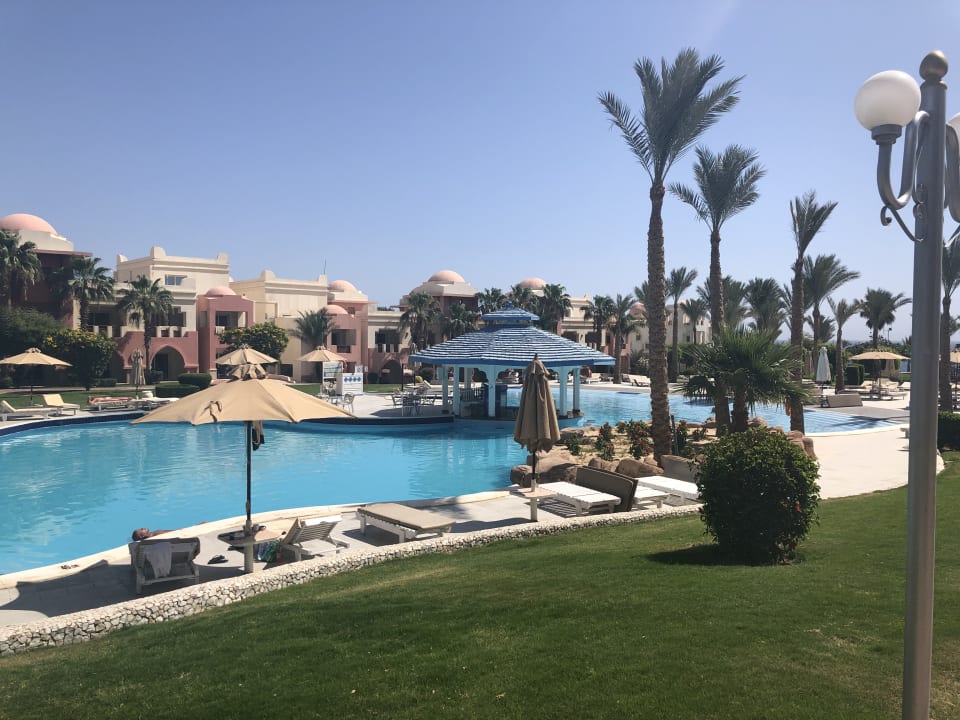 Pool Serenity Alpha Beach