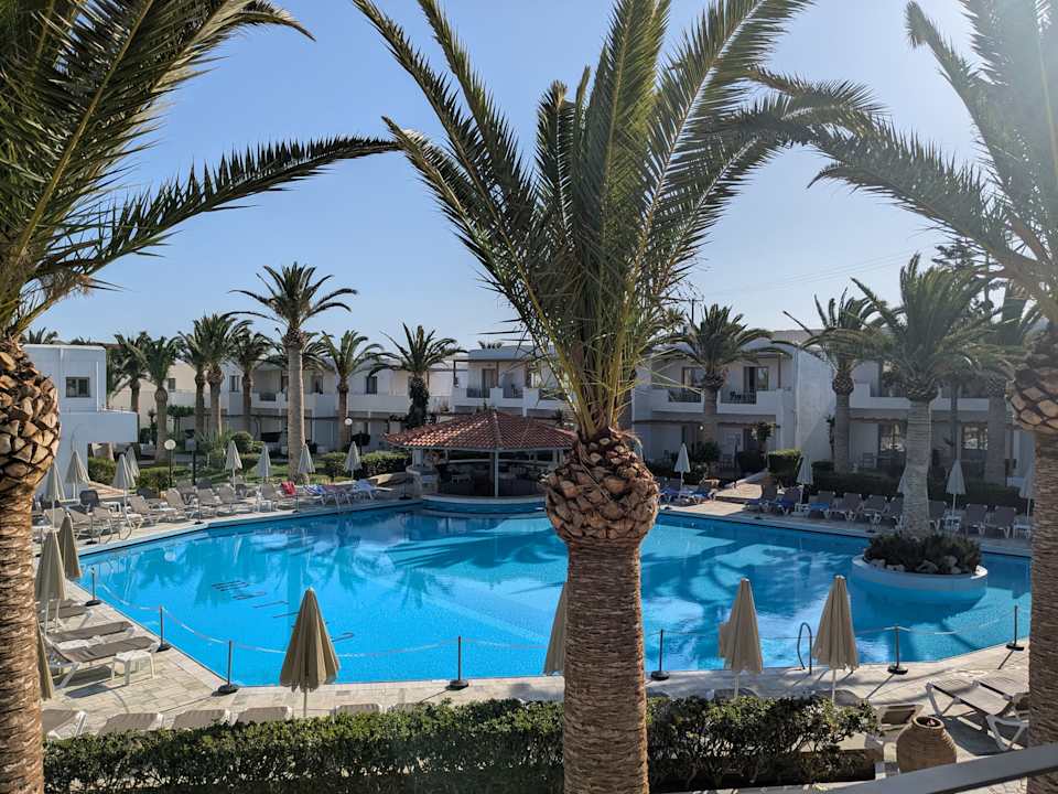 Pool Sol Marina Beach