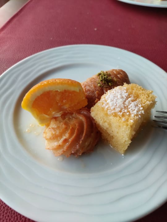 Gastro Tiana Beach Resort