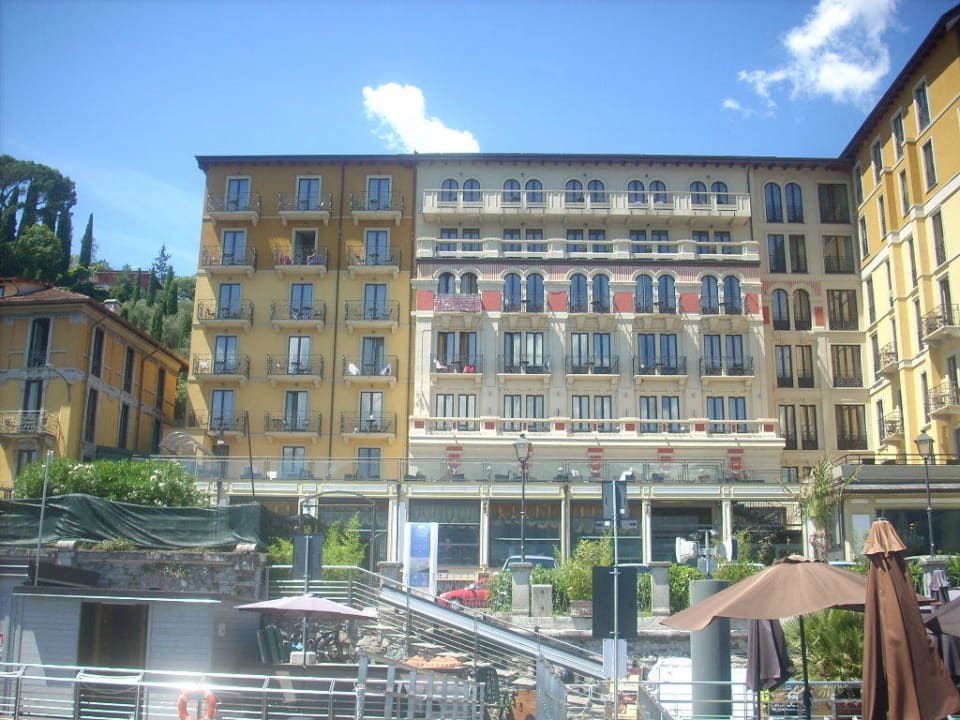 Vom Floating Pool zum Hotel Hotel Britannia Excelsior