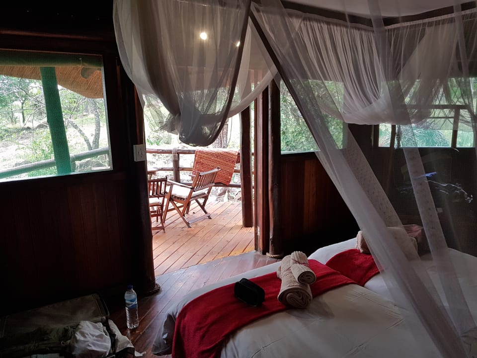 Zimmer Shayamoya Tiger Fishing & Game Lodge