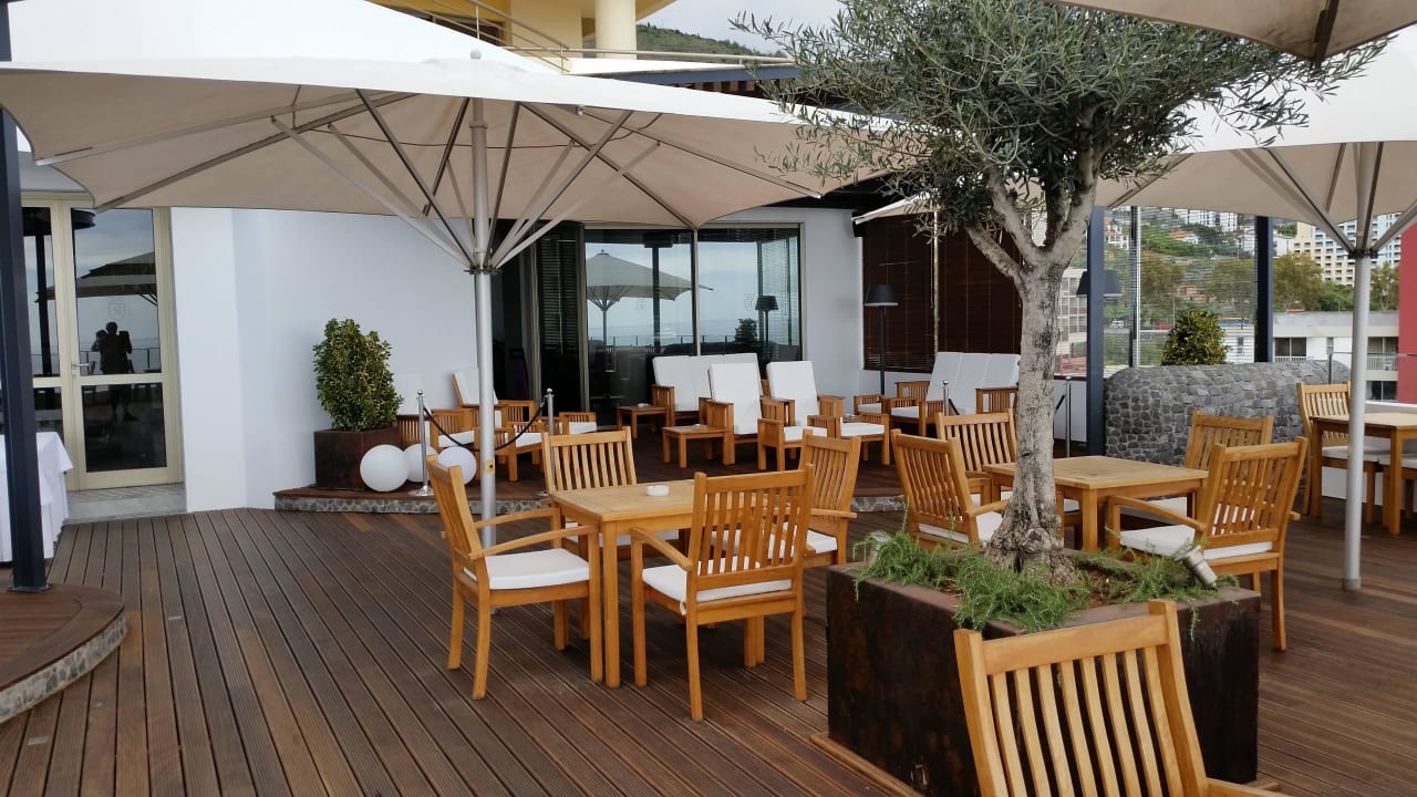 Terrasse Hotel Madeira Regency Cliff