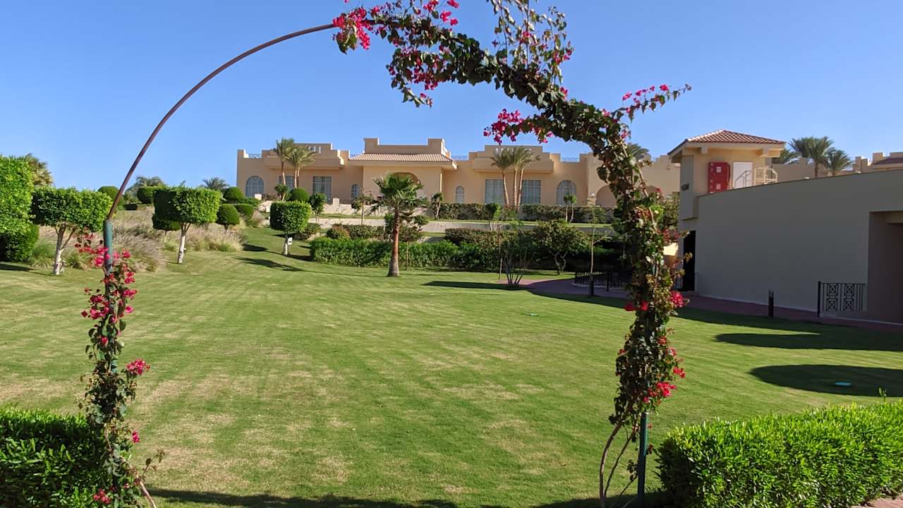 Gartenanlage Cleopatra Luxury Resort Makadi Bay