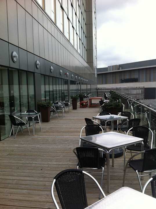 Terrassen-Bereich nähe Bar Hyatt Regency London Stratford