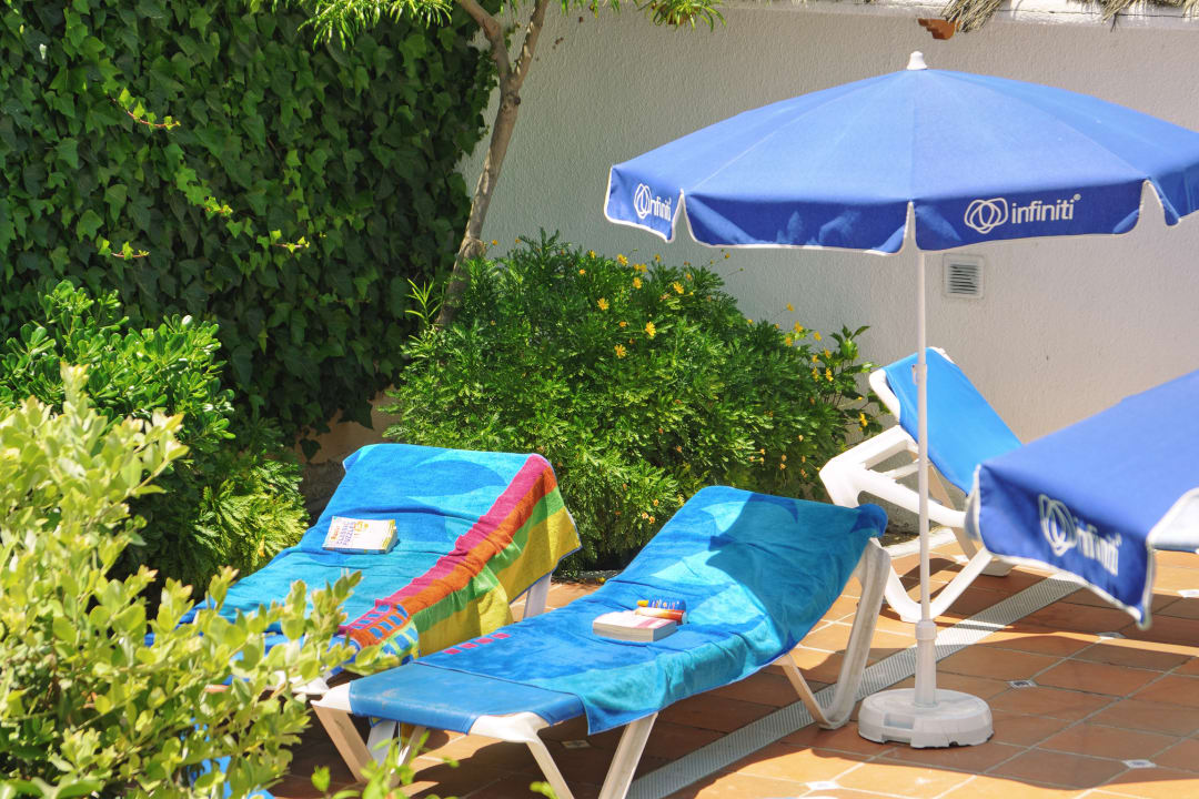 Pool Infiniti Beach Resort