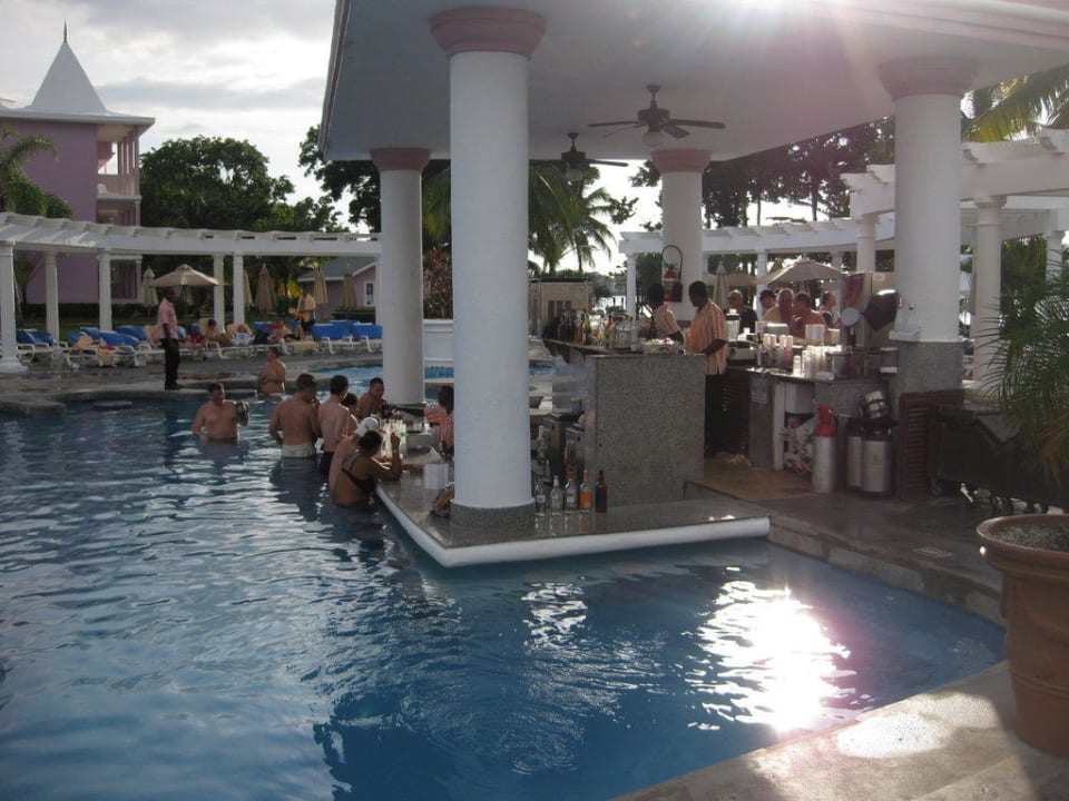 Poolbar Hotel Riu Palace Tropical Bay