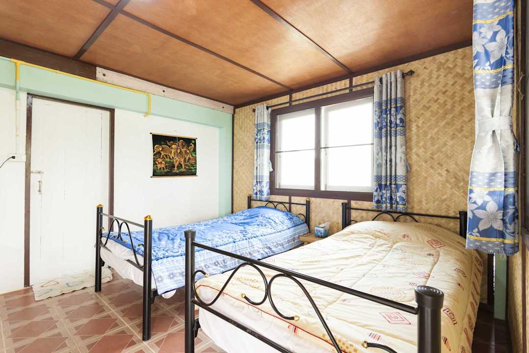 Zimmer Lha's Place Guesthouse and Holidayhomes