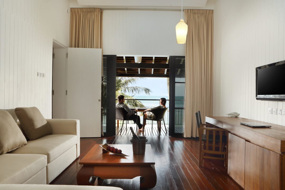 Riani Deluxe Beachfront  Turi Beach Resort