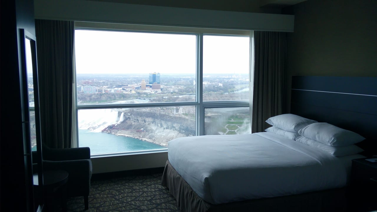 Zimmer Embassy Suites Hotel Niagara Falls / Fallsview