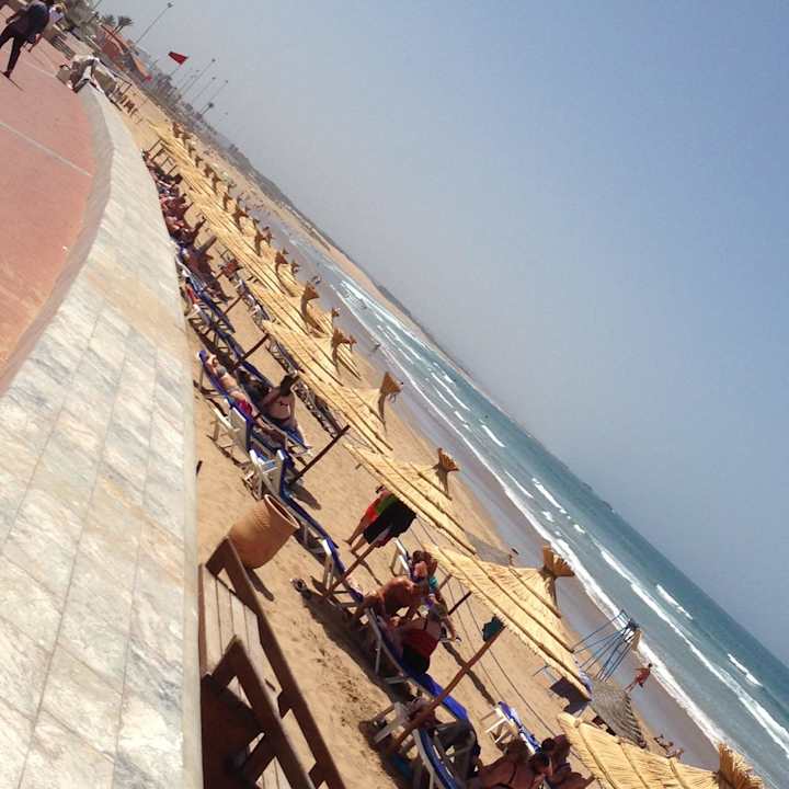 Neu gestaltete Strandanlage des Hotels Atlas Amadil Beach Hotel