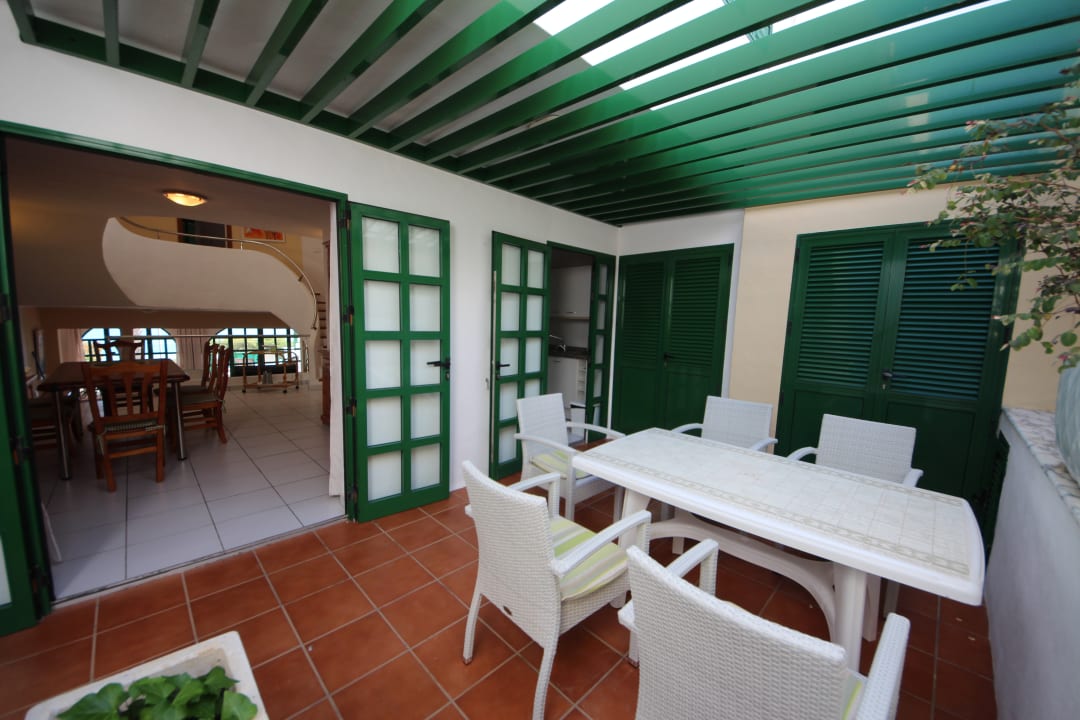 Zimmer IVV.SL Ferienhaus Vieja 5