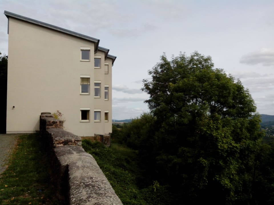 Jugendherberge Thallichtenberg in Thallichtenberg  Jugendherberge Burg Lichtenberg