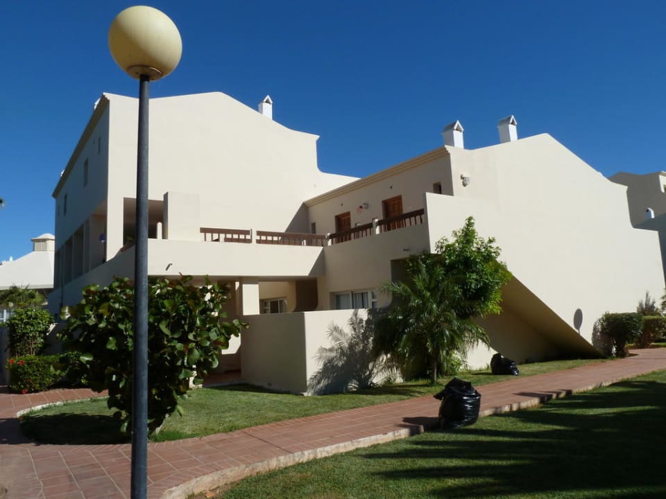 Das Village Resort Hotel Riu Oliva Beach Resort