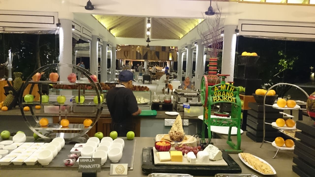 Amaya Food Büffet  NH Collection Maldives Havodda Resort