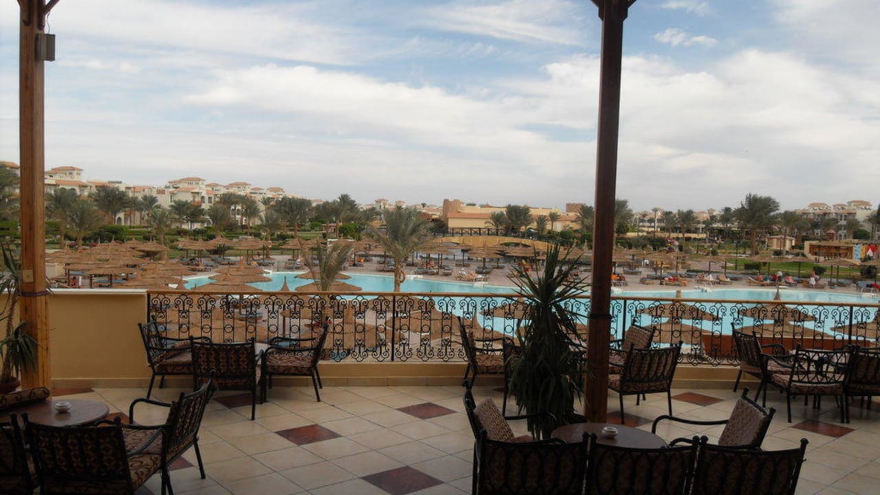 Blick vom Hauptgebäude Richtung Strand Pickalbatros Dana Beach Resort - Hurghada