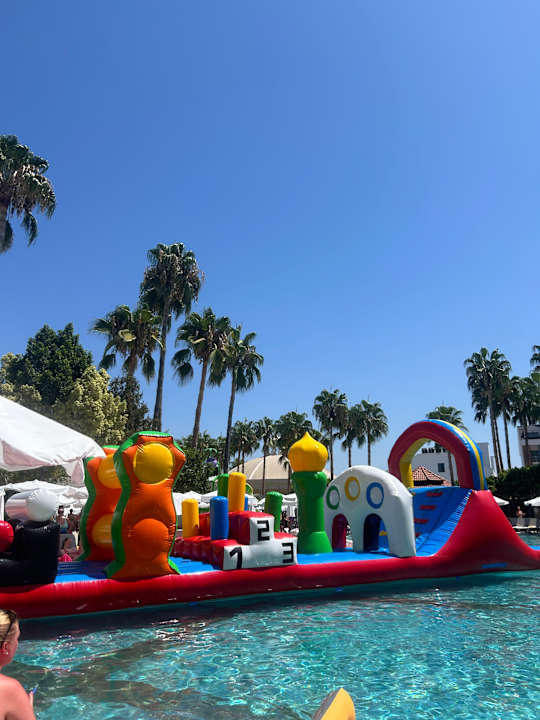 Pool allsun Numa Club Side