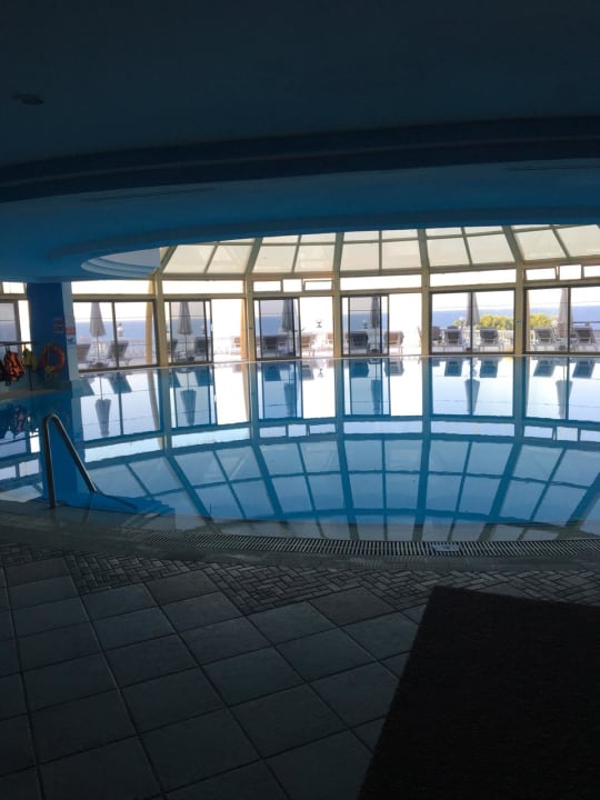 Pool Sunrise Queen Luxury Hotel