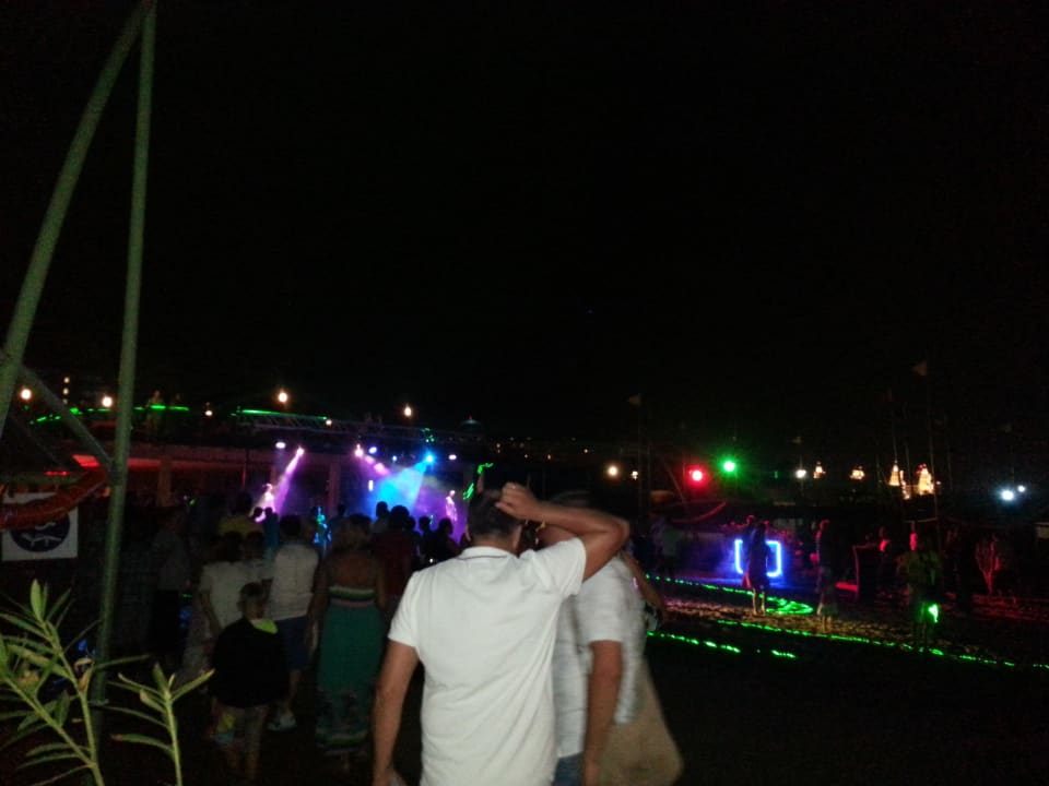 Beach-Party Limak Lara Deluxe Hotel & Resort