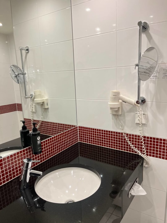 Zimmer Vienna House Easy Katowice