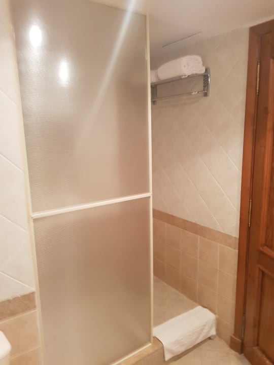 Zimmer Bliss Nada Beach Resort