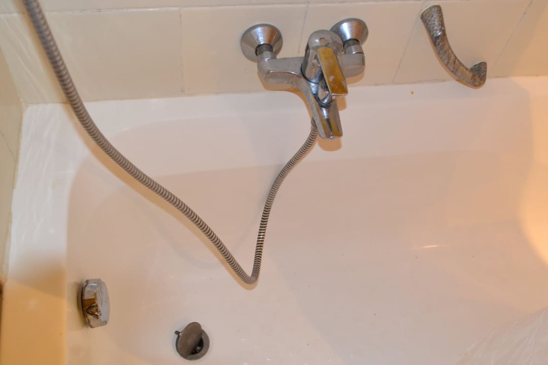 Verkeimte und versiffte Amarturen! Houda Golf & Beach Club