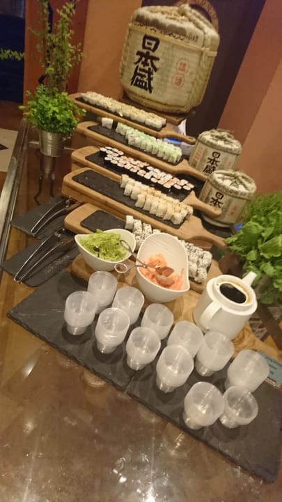 Gastro The Cove Rotana Resort