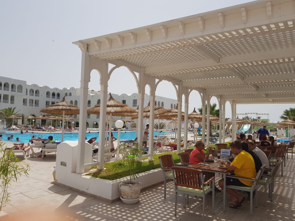 Gastro Calimera Yati Beach