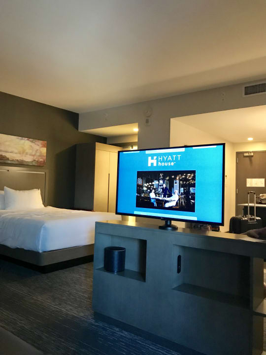 Zimmer Hyatt House Jersey City