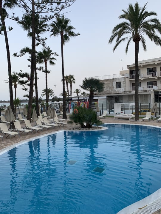 Pool CM Playa del Moro