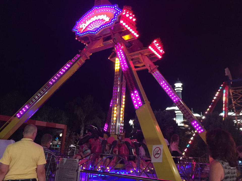 Luna-Park Royal Taj Mahal Hotel