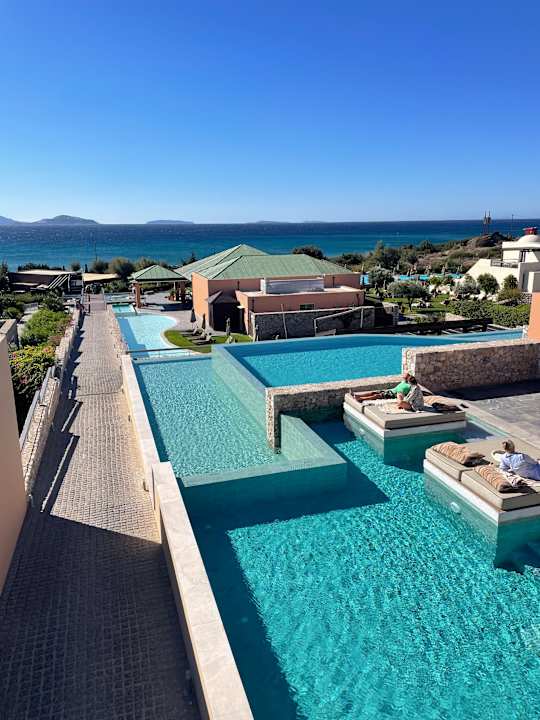 Pool Atlantica Belvedere Resort