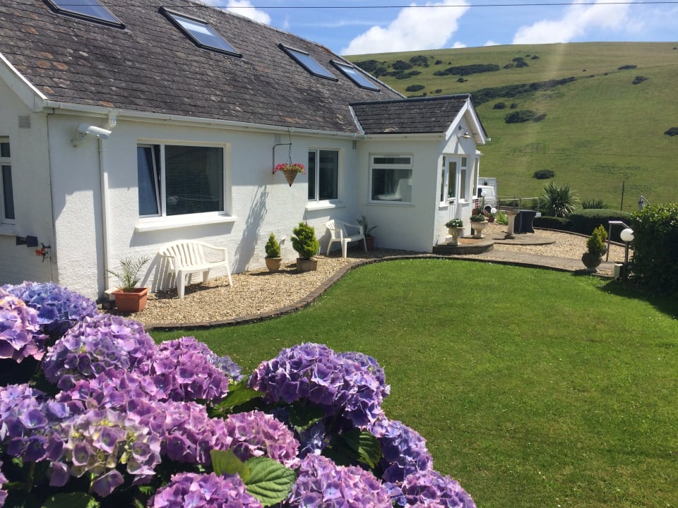 Zimmer Surf View Guest House