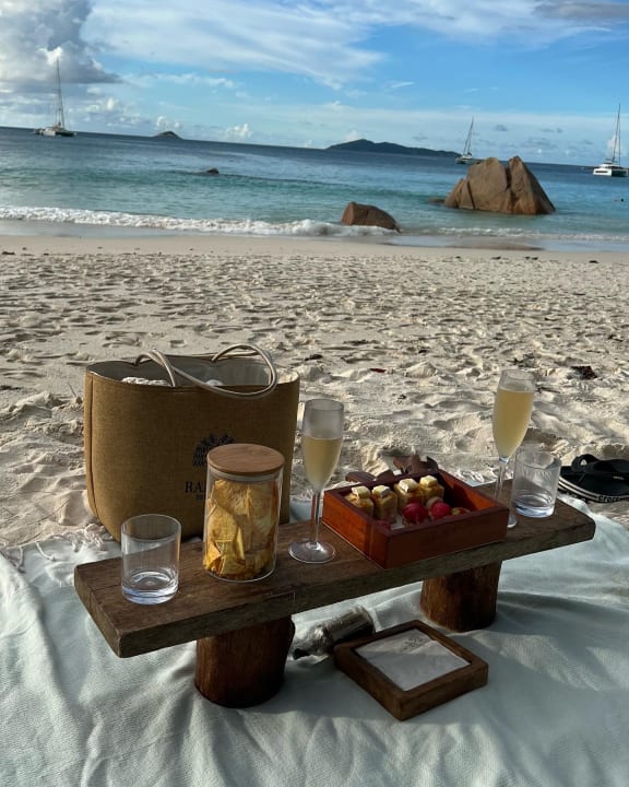 Strand Raffles Seychelles