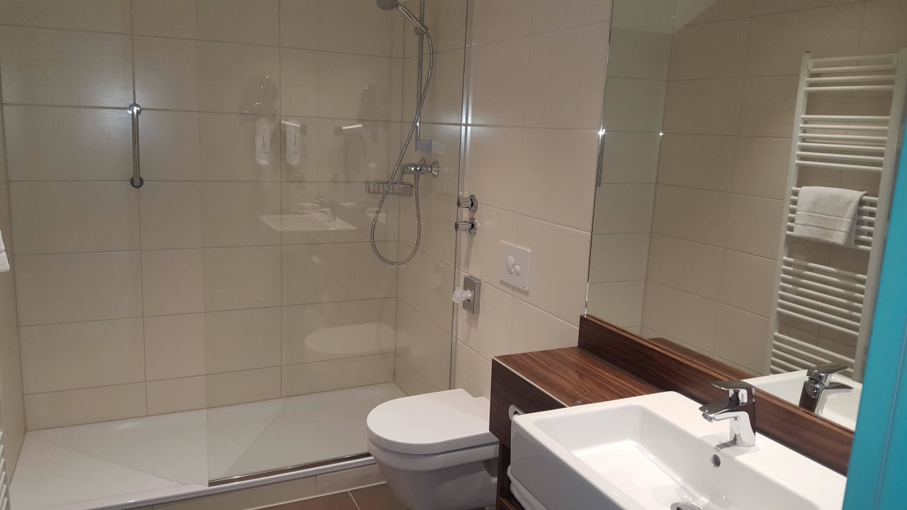 Bad Deluxezimmer H+ Hotel Limes Thermen Aalen